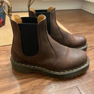 Dr. Martens 2976 Bex Crazy Horse Chelsea Boots